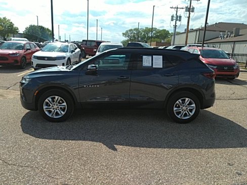 Used 2022 Chevrolet Blazer LT image 2