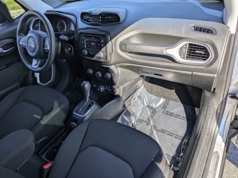 Used 2020 Jeep Renegade Sport image 25