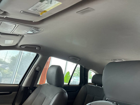 Used 2012 Hyundai Santa Fe SE image 20