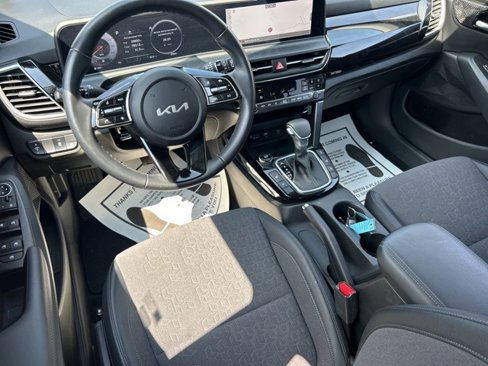 Used 2024 Kia Seltos S image 16