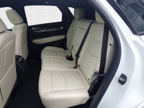 Certified 2022 Cadillac XT5 Sportv image 14