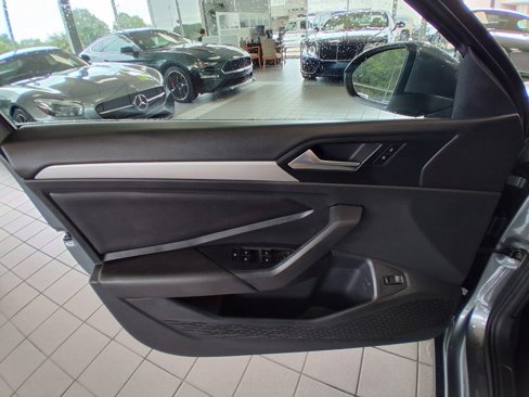 Used 2019 Volkswagen Jetta S w/ Driver Assistance Package image 13