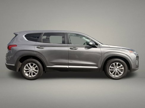 Used 2020 Hyundai Santa Fe SE image 6