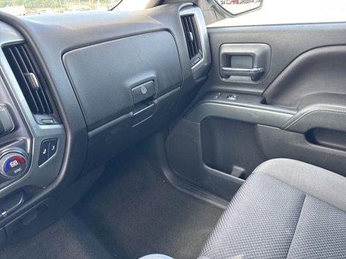 Used 2018 Chevrolet Silverado 1500 LT w/ All Star Edition image 36