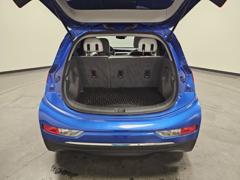 Used 2017 Chevrolet Bolt Premier w/ Driver Confidence II Package image 12