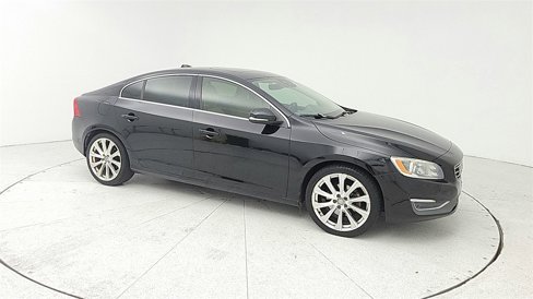 Used 2018 Volvo S60 T5 Inscription w/ Technology Package image 8