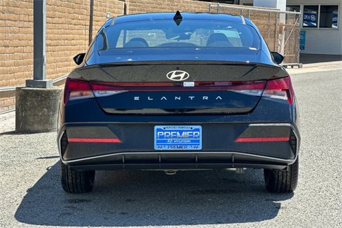 New 2025 Hyundai Elantra Sport image 5