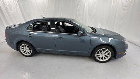 Used 2011 Ford Fusion SEL w/ 302A Rapid Spec Order Code image 2