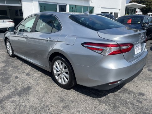 Used 2020 Toyota Camry LE image 6
