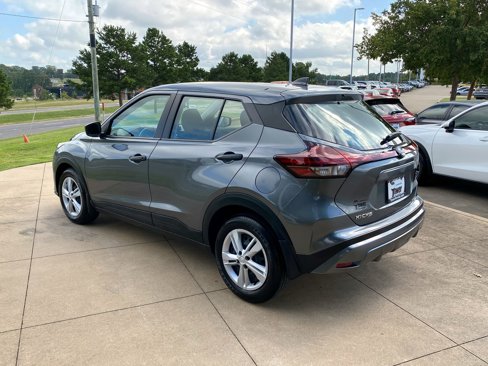 Used 2025 Nissan Kicks Play S image 4