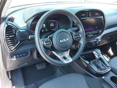Used 2023 Kia Soul S image 15