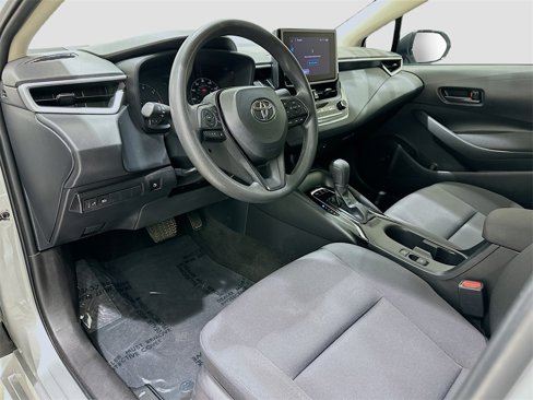 Used 2023 Toyota Corolla LE image 9