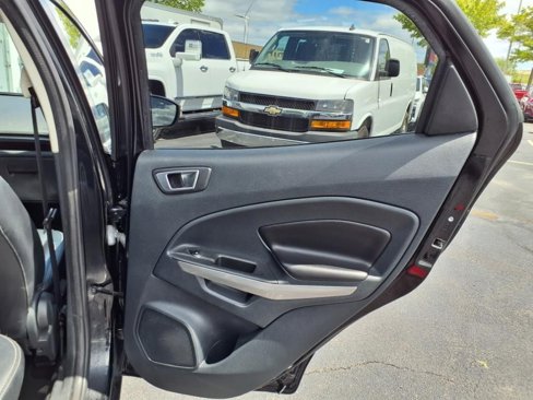 Used 2018 Ford EcoSport Titanium image 11