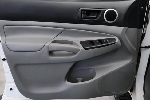 Used 2014 Toyota Tacoma 4x4 Double Cab image 14
