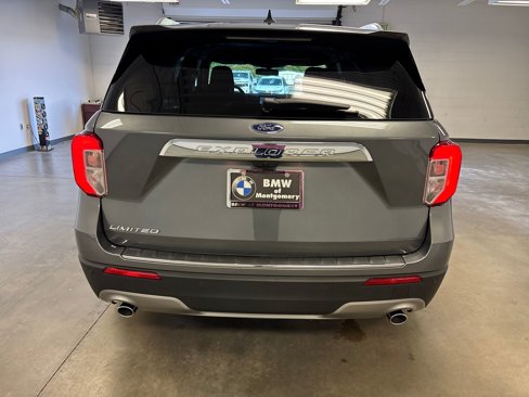 Used 2022 Ford Explorer Limited image 8