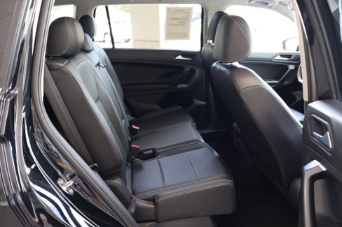 Used 2021 Volkswagen Tiguan SE image 21