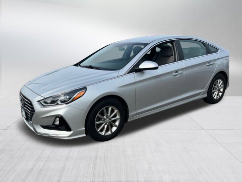 Used 2018 Hyundai Sonata SE image 3