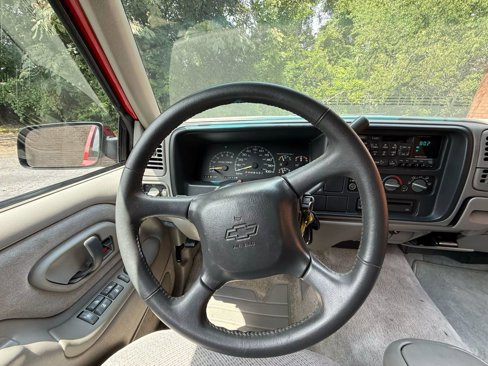 Used 1999 Chevrolet Tahoe 2WD image 18