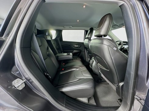 Used 2021 Jeep Cherokee Latitude Lux w/ Comfort/Convenience Group image 26