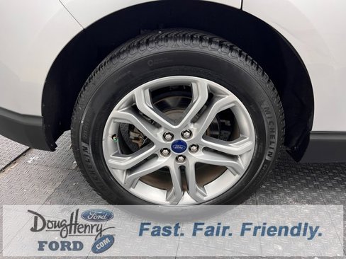 Used 2017 Ford Edge Titanium w/ Technology Package image 15