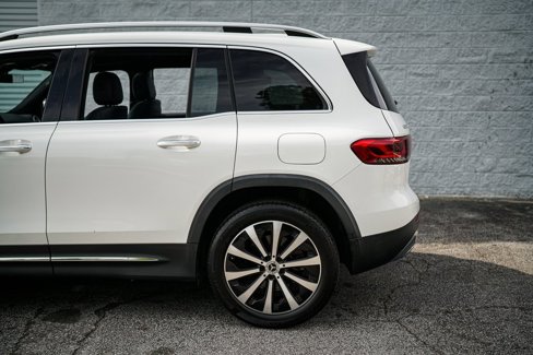 Used 2021 Mercedes-Benz GLB 250 w/ Premium Package image 11
