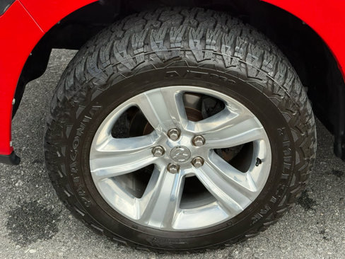 Certified 2016 RAM 1500 Sport w/ Torred Sport Package image 31