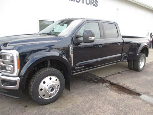 Used 2023 Ford F450 Lariat w/ Lariat Ultimate Package image 2