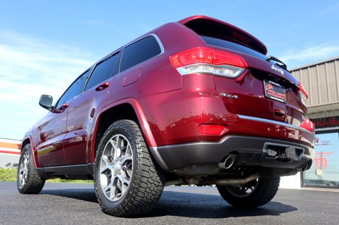 Used 2018 Jeep Grand Cherokee Limited image 19