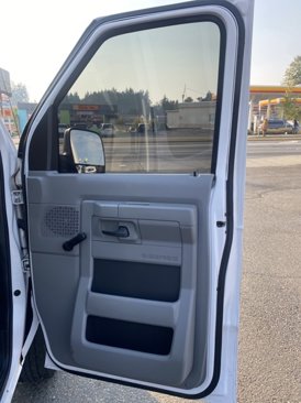 Used 2010 Ford E-250 and Econoline 250 image 13