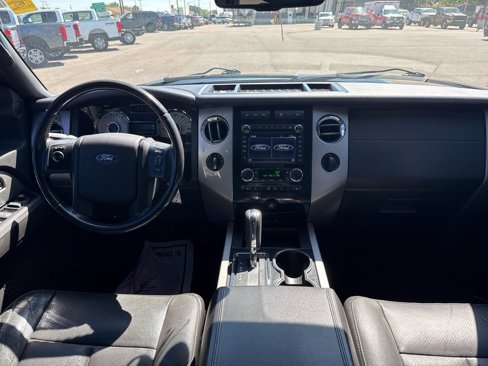 Used 2013 Ford Expedition Limited image 27