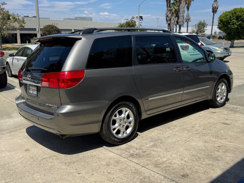 Used 2004 Toyota Sienna XLE image 11