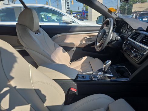 Used 2017 BMW 430i xDrive Convertible image 4