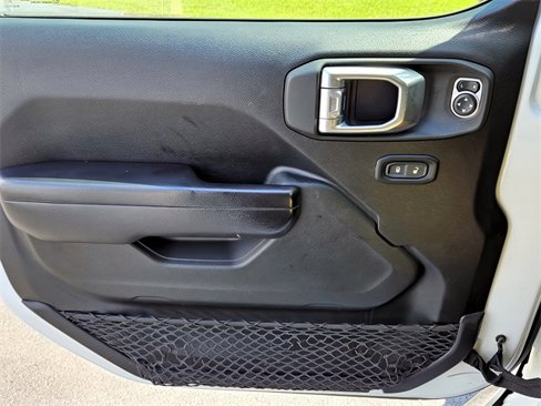 Used 2021 Jeep Gladiator Sport image 27