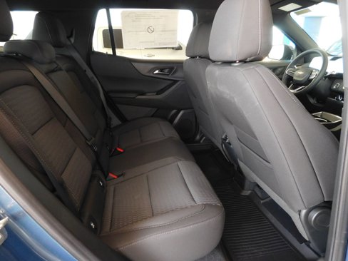 New 2026 Chevrolet Equinox LT image 8