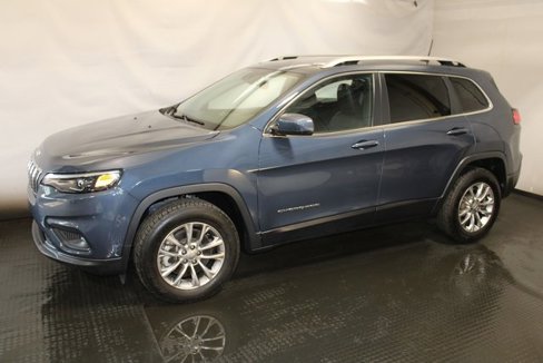 Used 2021 Jeep Cherokee Latitude Lux w/ Comfort/Convenience Group image 2