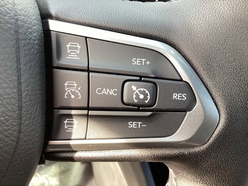 New 2025 Jeep Compass Limited w/ Sun and Sound Group image 10