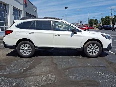 Used 2019 Subaru Outback 2.5i image 10