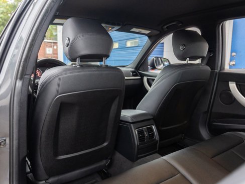 Used 2016 BMW 320i Sedan image 30