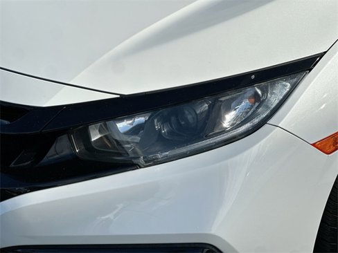 Used 2020 Honda Civic Sport image 6