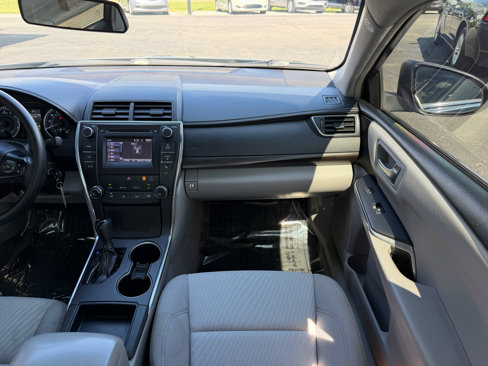 Used 2016 Toyota Camry LE image 22