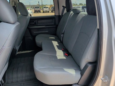 Used 2016 RAM 2500 Tradesman w/ Chrome Appearance Group image 32