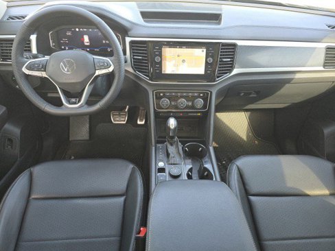 Used 2021 Volkswagen Atlas SEL R-Line image 5