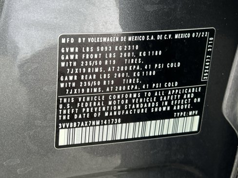 Used 2022 Volkswagen Tiguan SE R-Line image 36