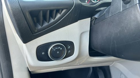 Used 2019 Ford Transit Connect Titanium w/ Titanium Premium Package image 15