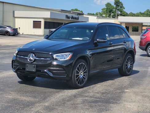 Used 2021 Mercedes-Benz GLC 300 image 3