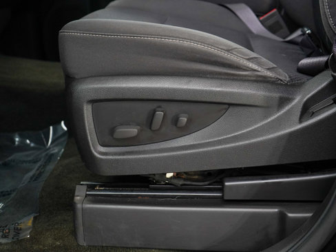 Used 2014 GMC Sierra 1500 SLE w/ SLE Value Package image 19