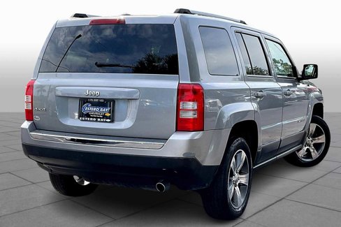Used 2016 Jeep Patriot High Altitude image 12