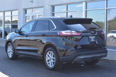 Used 2022 Ford Edge SEL w/ Convenience Package image 4