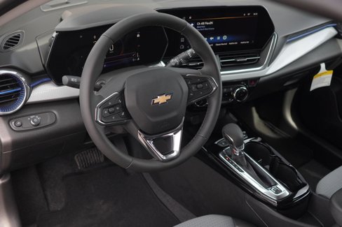 New 2025 Chevrolet Trax LT w/ Driver Confidence Package image 25