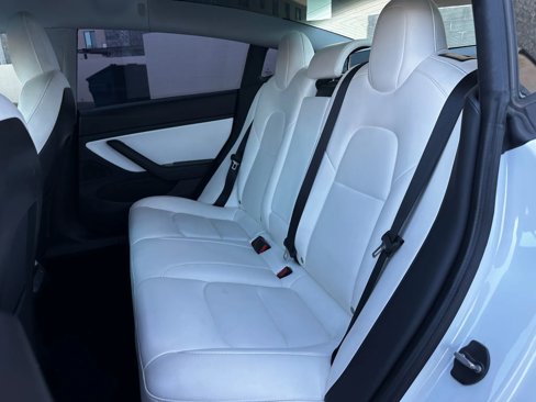 Used 2020 Tesla Model 3 Long Range image 19
